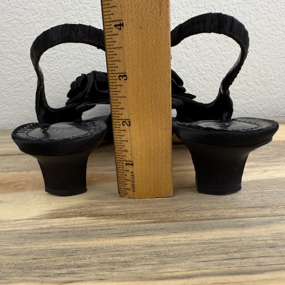 J.Renee Black Slingback Satin Slip On Kitten Heel Dress Shoe Size 7 - Picture 6 of 14